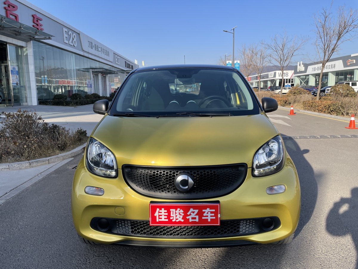 smart forfour  2018款 1.0L 52千瓦靈動(dòng)版圖片