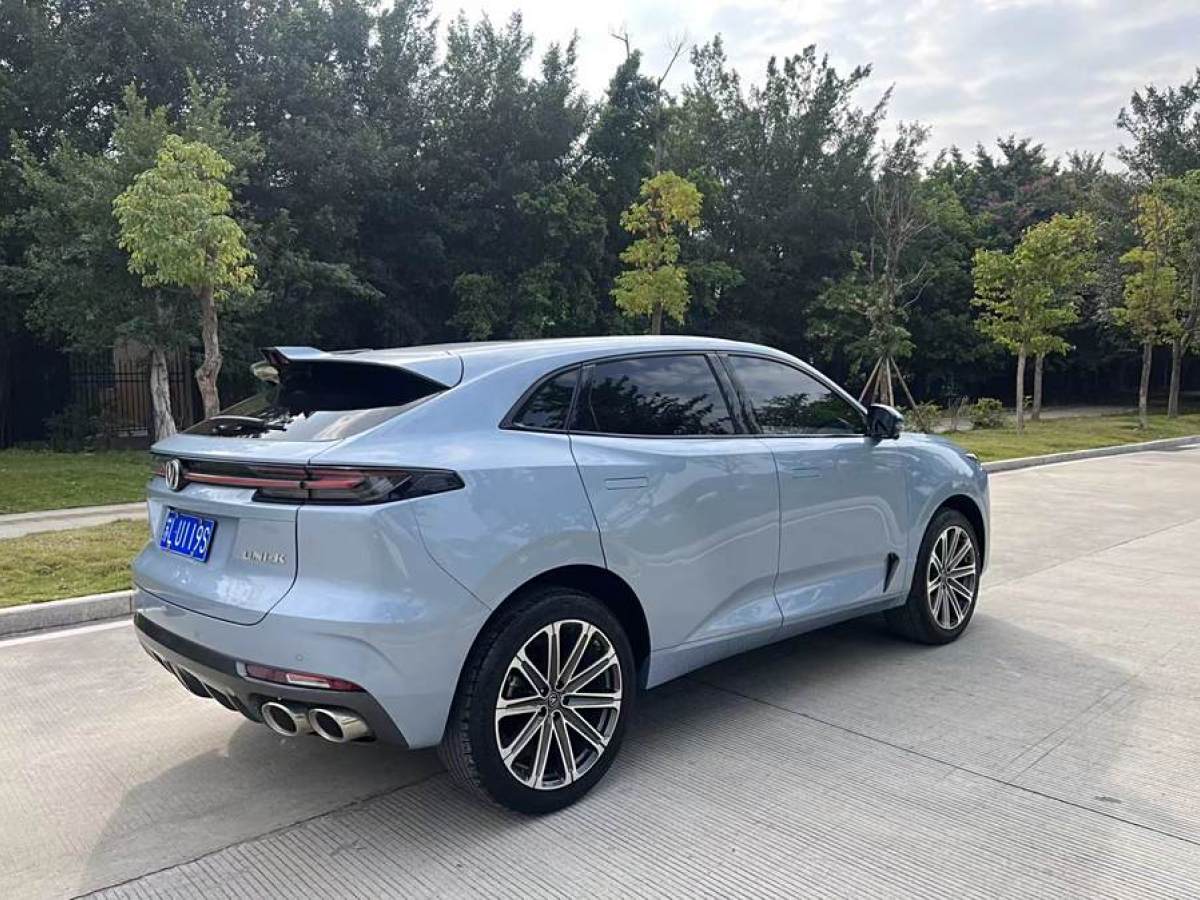 長(zhǎng)安 長(zhǎng)安UNI-K  2021款 2.0T 尊貴型圖片