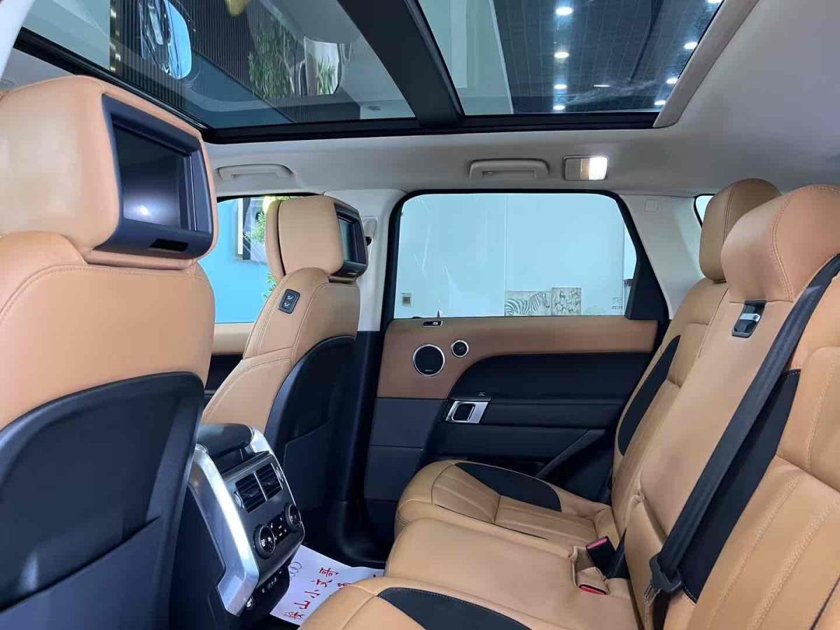 路虎 攬勝運動版  2020款 3.0 L6 HSE DYNAMIC圖片