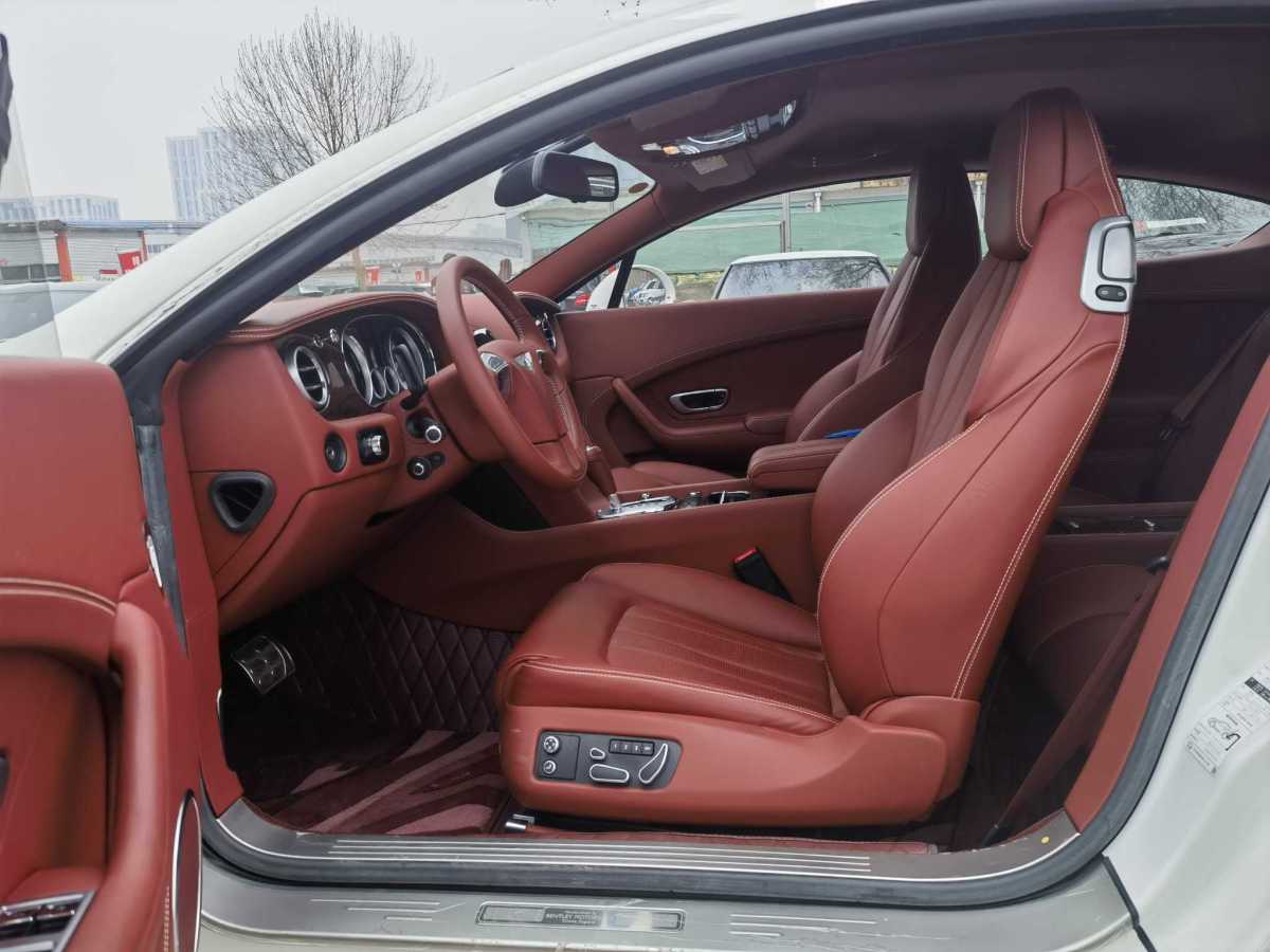 宾利 欧陆  2015款 6.0T GT W12 标准版图片