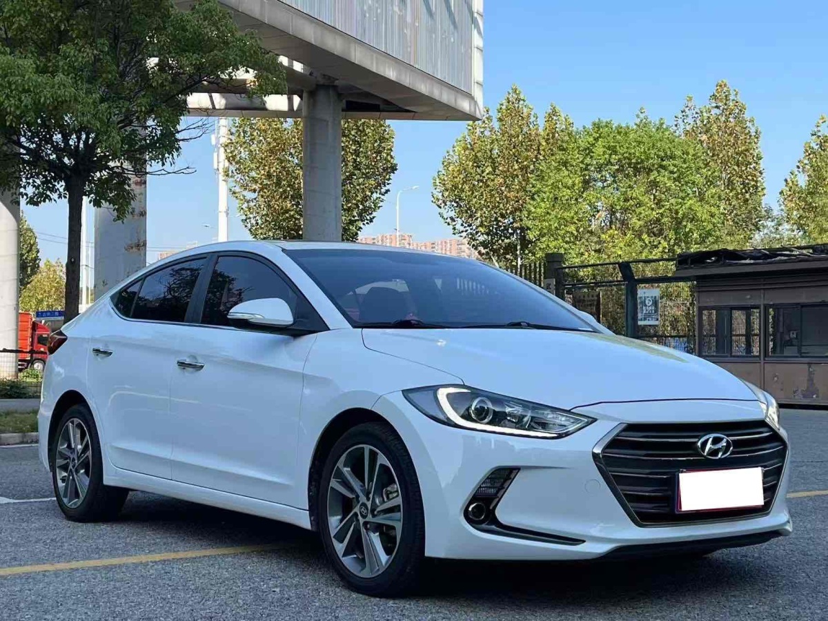 現(xiàn)代 領(lǐng)動(dòng)  2019款 1.5L CVT智炫?精英型圖片