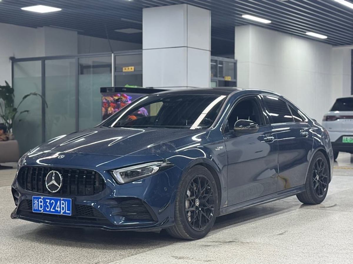 2020年7月奔馳 奔馳A級(jí)AMG  2024款 改款 AMG A 35 4MATIC