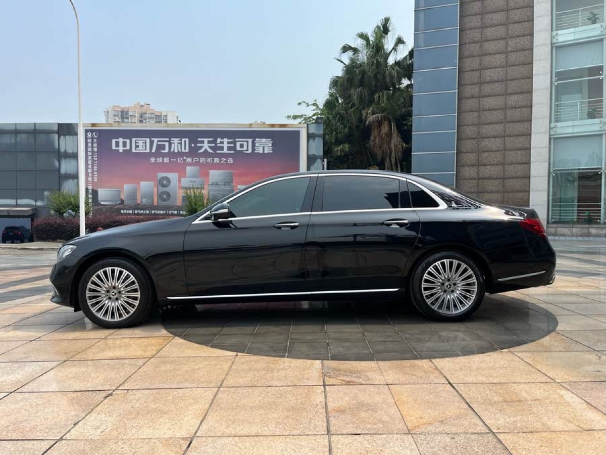 奔馳 奔馳E級(jí)  2020款 改款 E 300 L 時(shí)尚型圖片