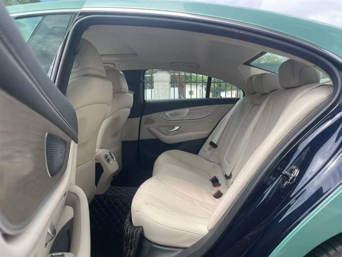 奔馳 奔馳CLS級(jí)  2021款 改款 CLS 300 動(dòng)感型圖片