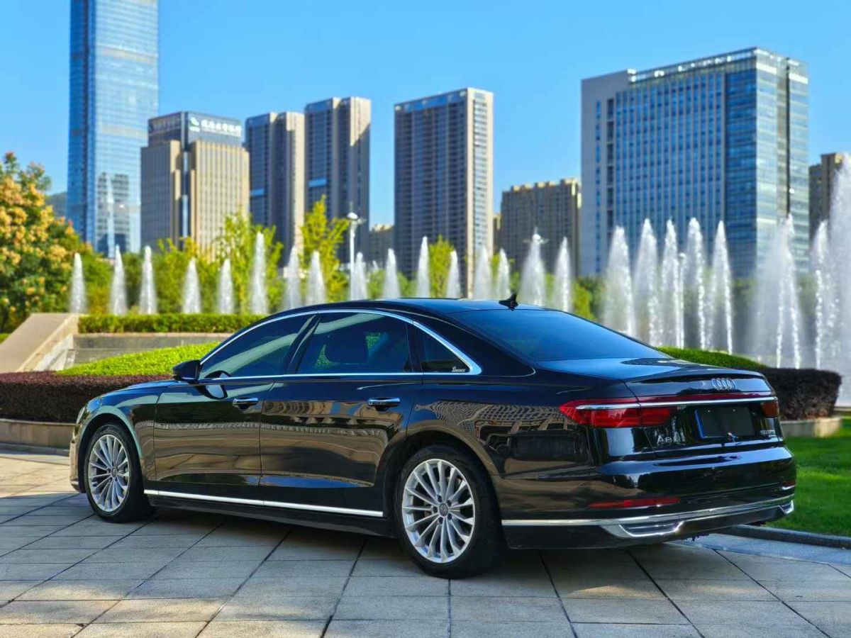 2020年1月奧迪 奧迪S8  2020款 S8L 4.0TFSI quattro