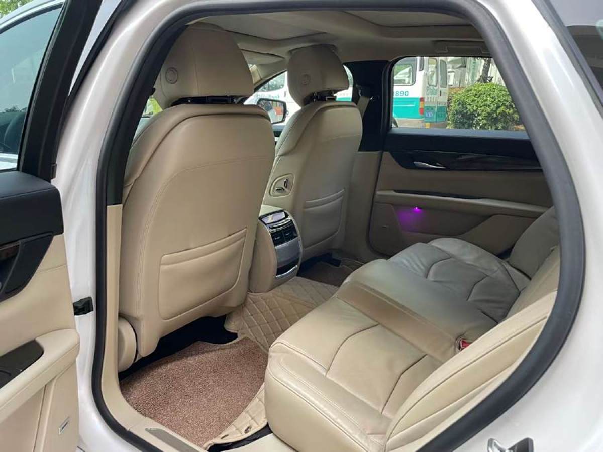 凱迪拉克 CT6  2016款 28T 精英型圖片