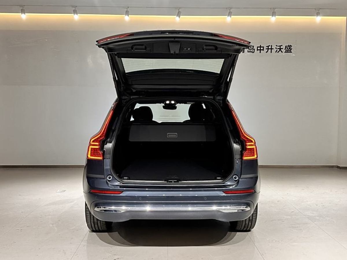 2024年5月沃爾沃 XC60  2025款 B5 四驅(qū)智遠(yuǎn)豪華版