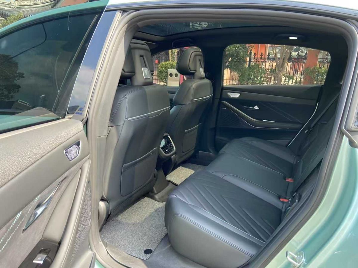 長(zhǎng)安 長(zhǎng)安UNI-V  2024款 1.5T 尊享型圖片