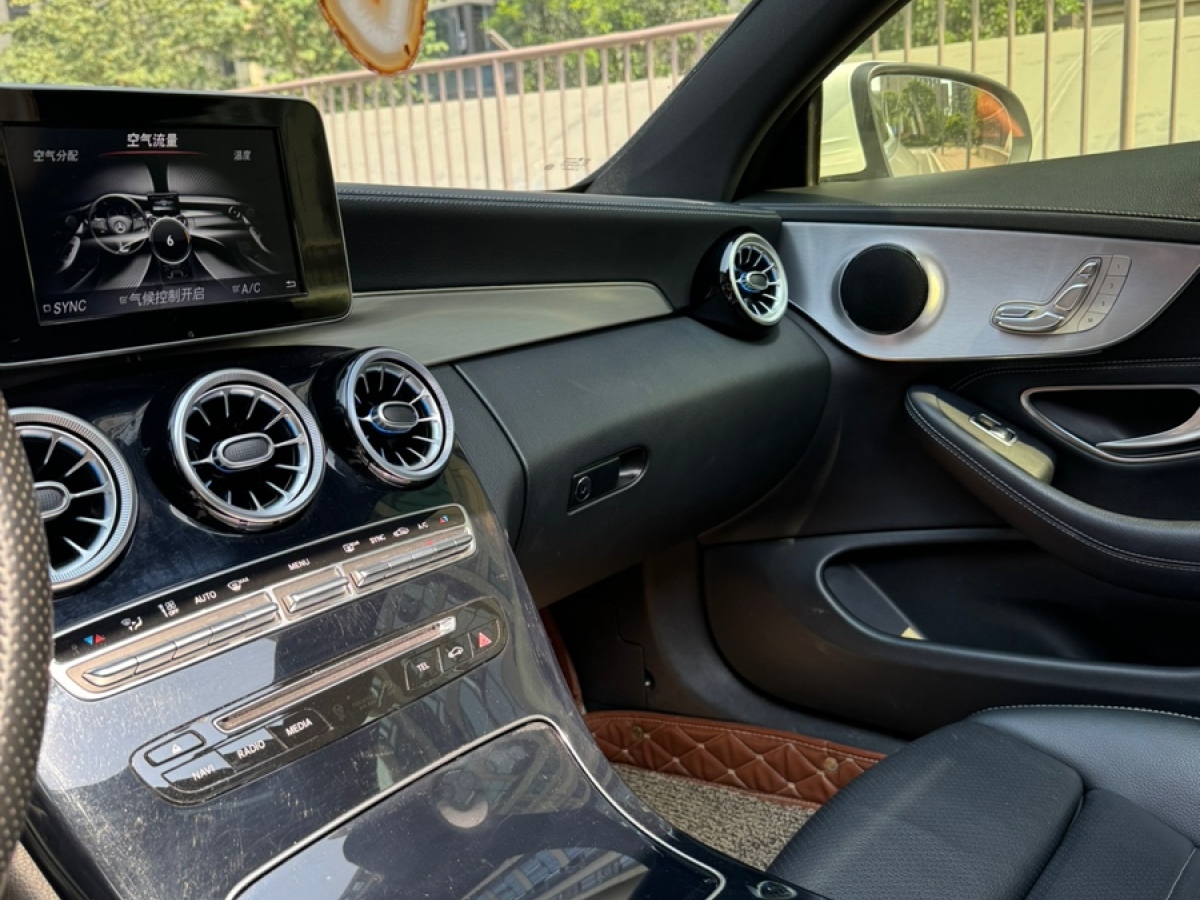 奔驰 奔驰C级  2018款 C 200 L 4MATIC 运动版图片
