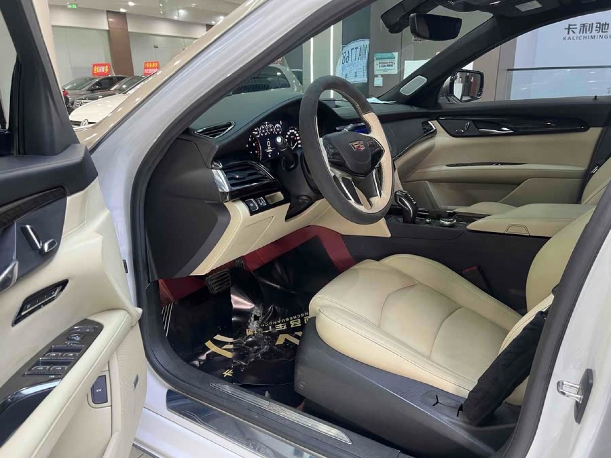 凱迪拉克 CT6  2019款 28T 豪華型圖片