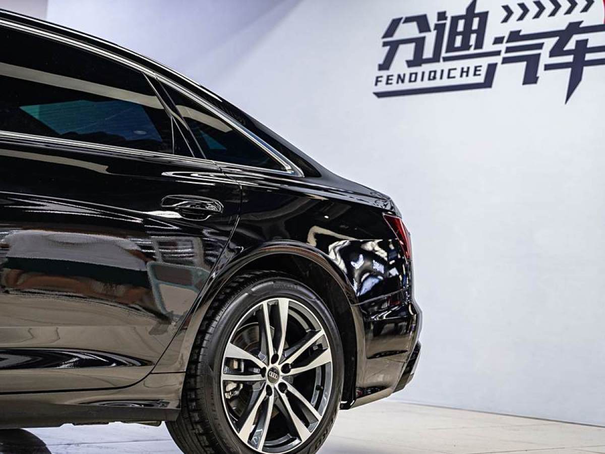 奧迪 奧迪A6L  2023款 改款 40 TFSI 豪華動(dòng)感型圖片