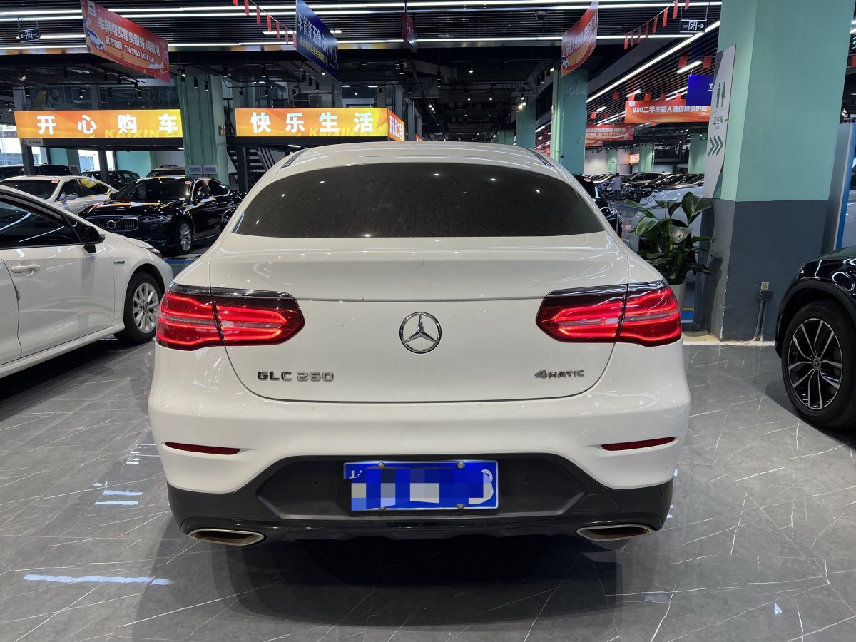 奔馳 奔馳GLC  2021款 GLC 260 4MATIC 轎跑SUV圖片