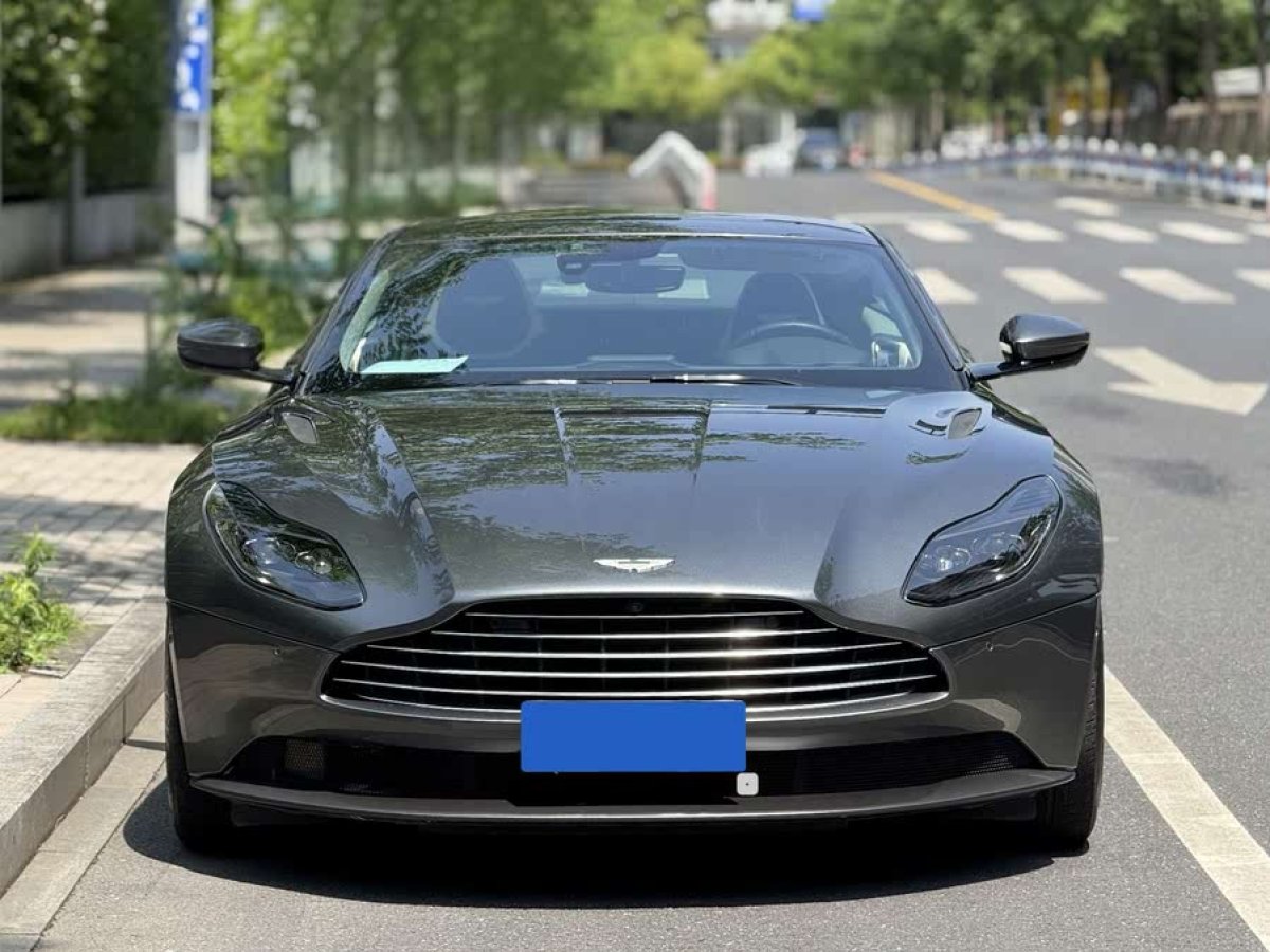 阿斯頓·馬丁 阿斯頓?馬丁DB11  2019款 4.0T V8 Coupe圖片