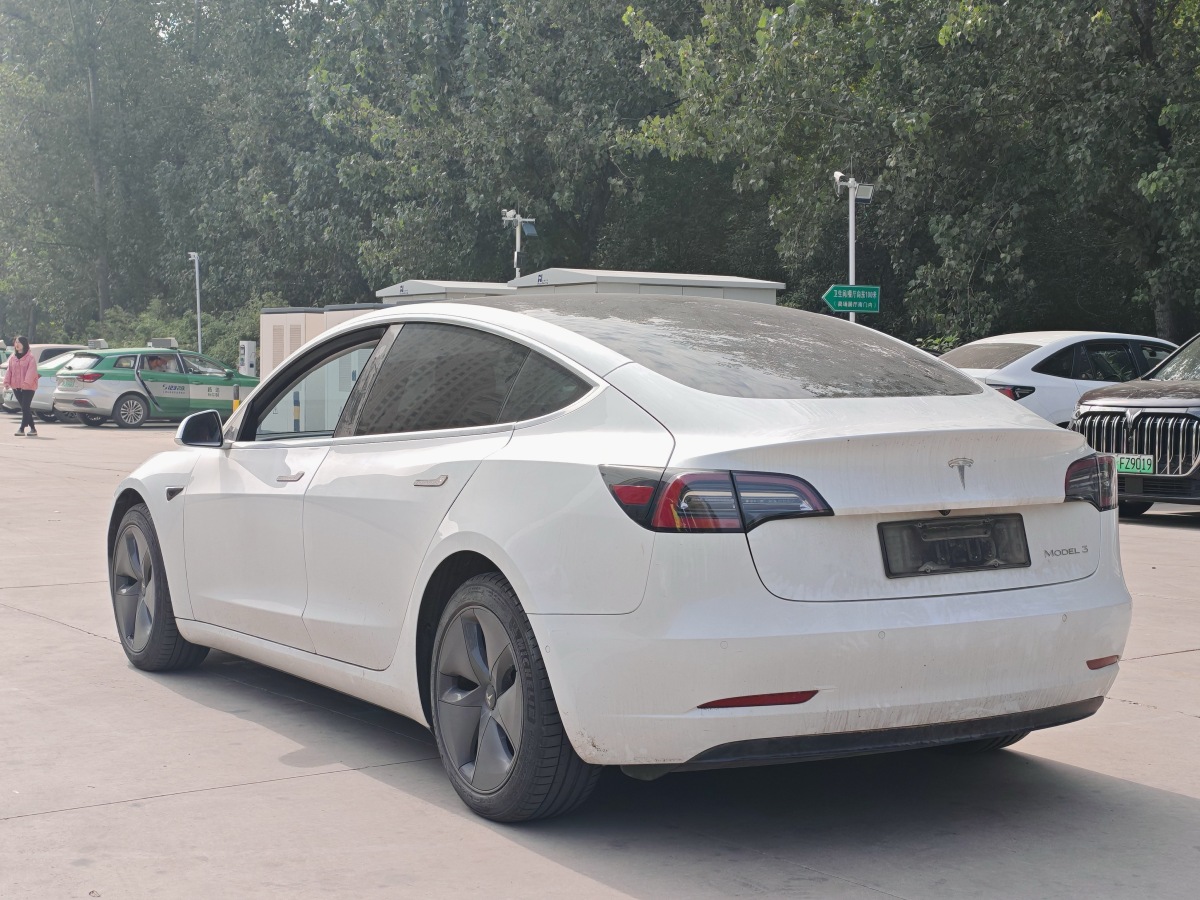 2020年9月特斯拉 Model 3  2019款 標(biāo)準(zhǔn)續(xù)航后驅(qū)升級版