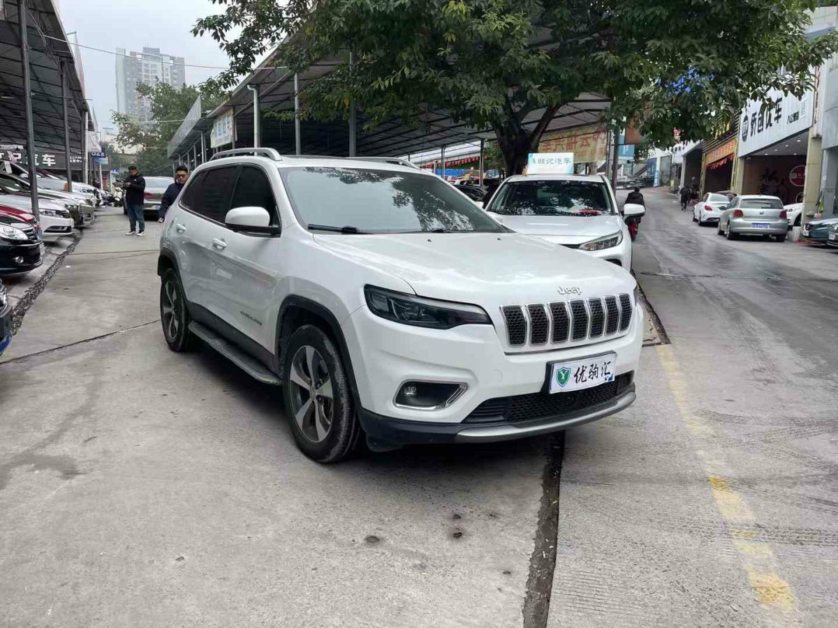 Jeep 自由光  2019款 2.0T 四驅(qū)探享版+自動(dòng)駕駛智慧包圖片