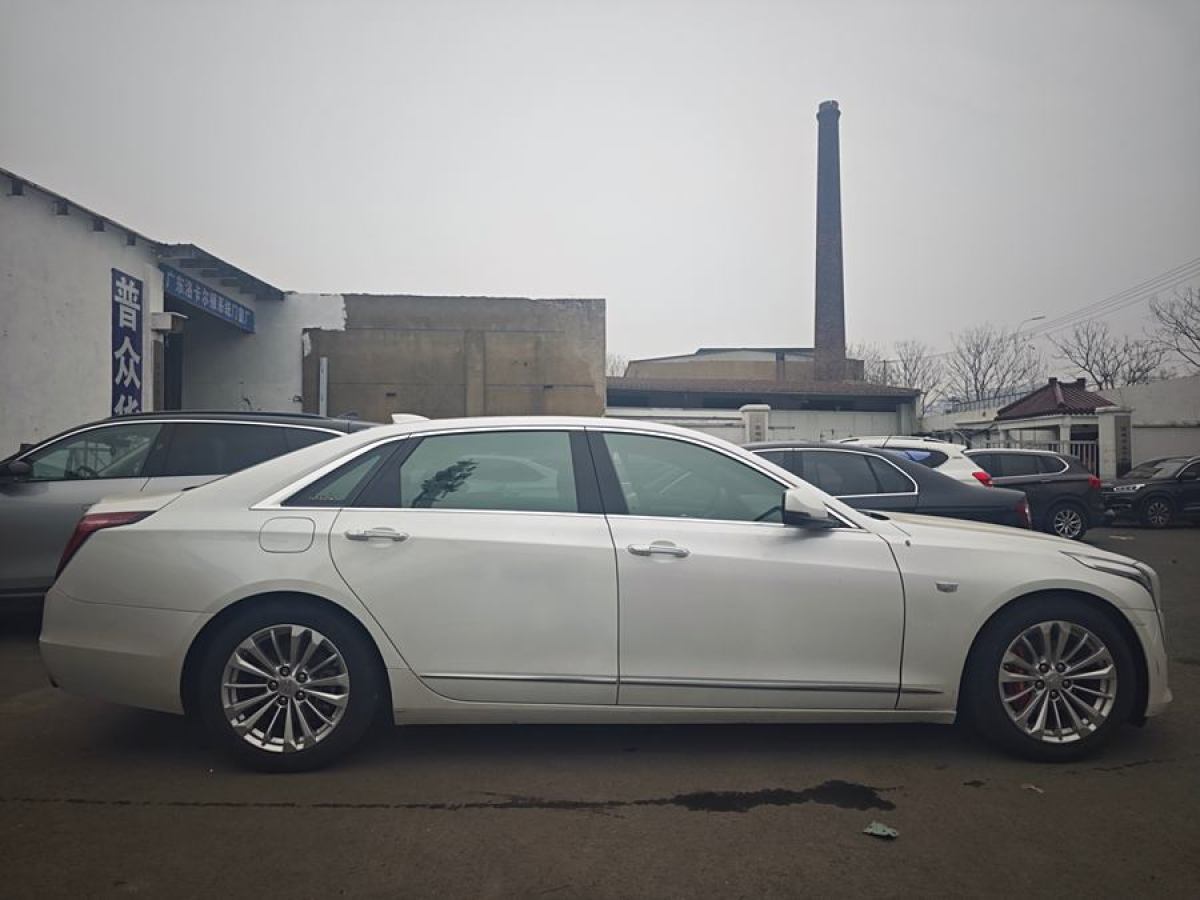 凱迪拉克 CT6  2017款 28T 豪華型圖片