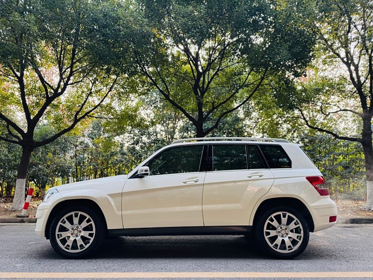 奔馳 奔馳GLK級  2011款 GLK 300 4MATIC 時尚型圖片