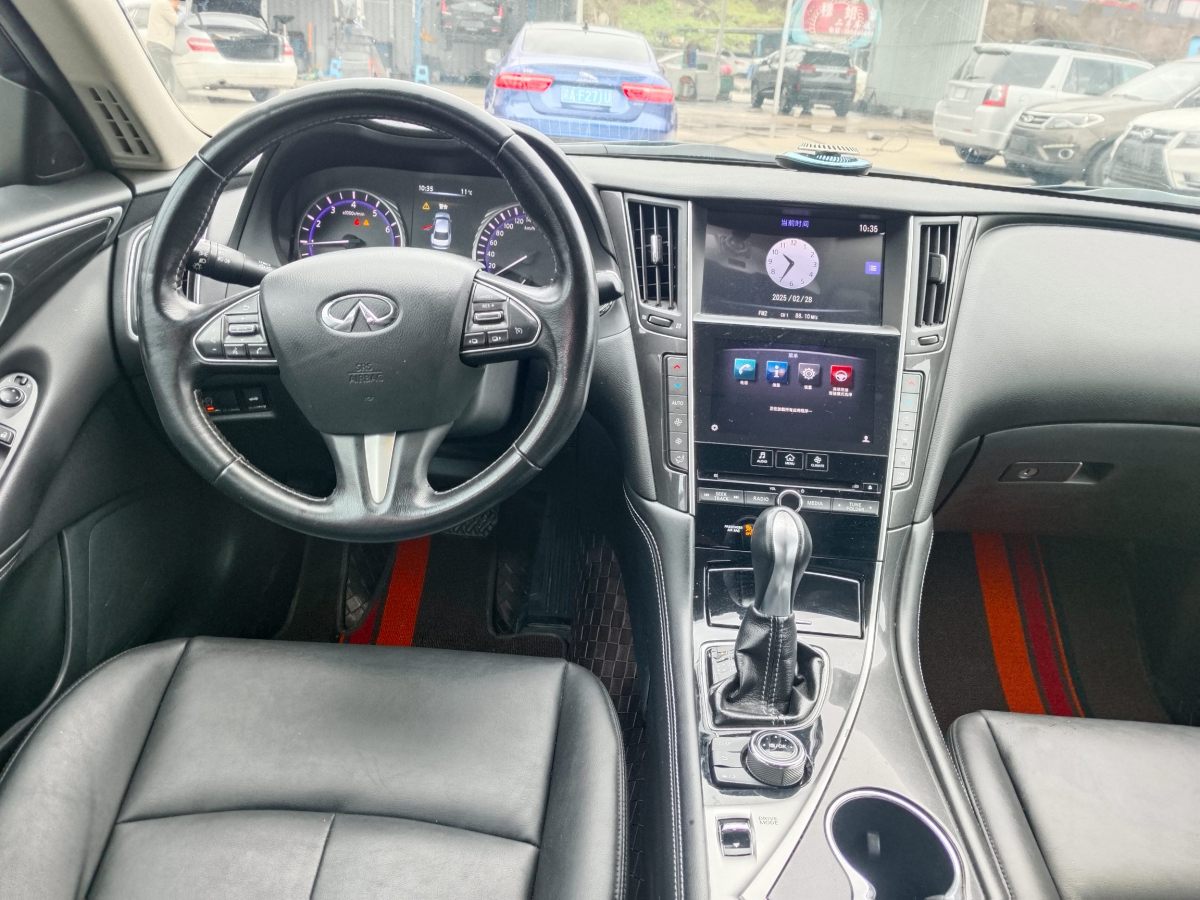 英菲尼迪 Q50L  2015款 2.0T 舒適版圖片