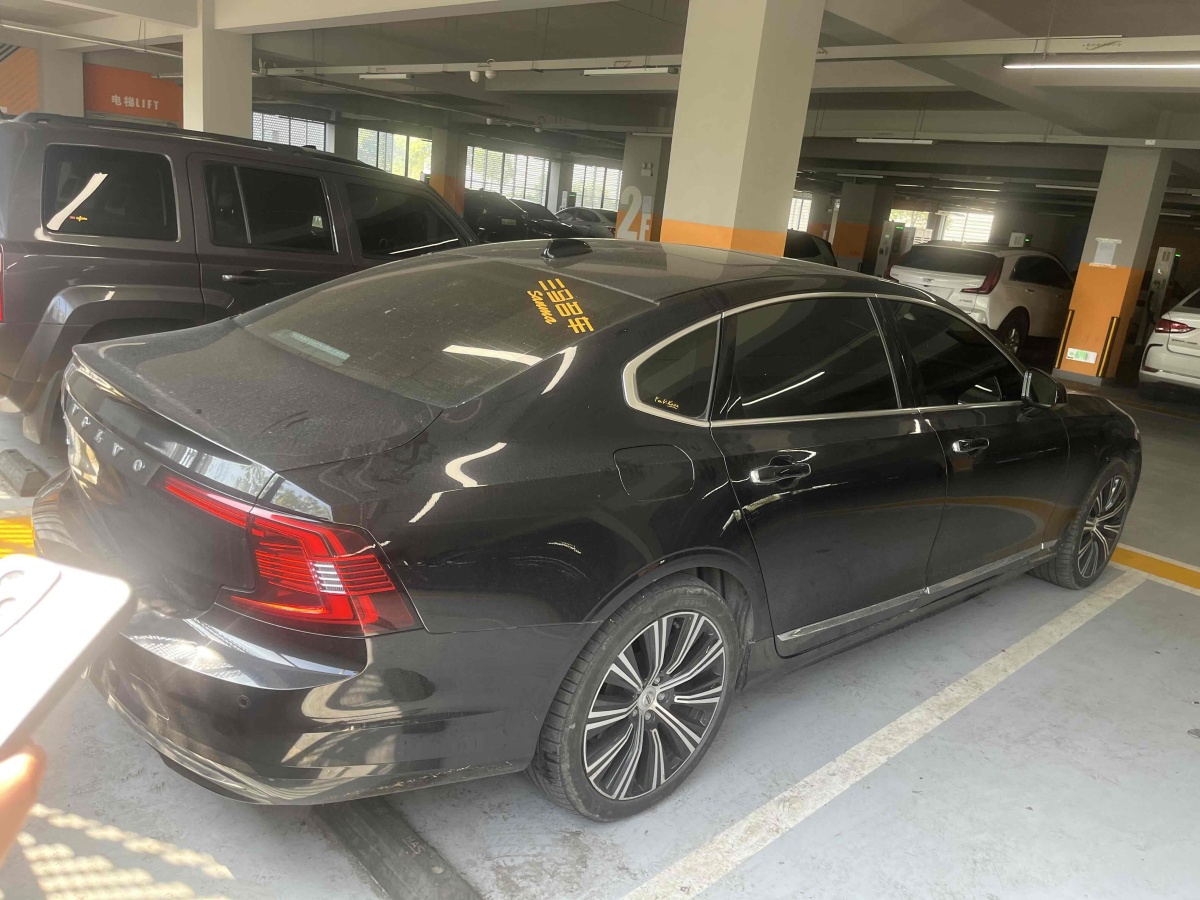 沃爾沃 S90  2022款 B5 智遠(yuǎn)豪華版圖片