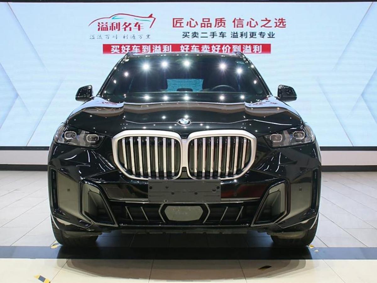 寶馬 寶馬X5  2023款 xDrive 40Li 尊享型M運動曜夜套裝圖片