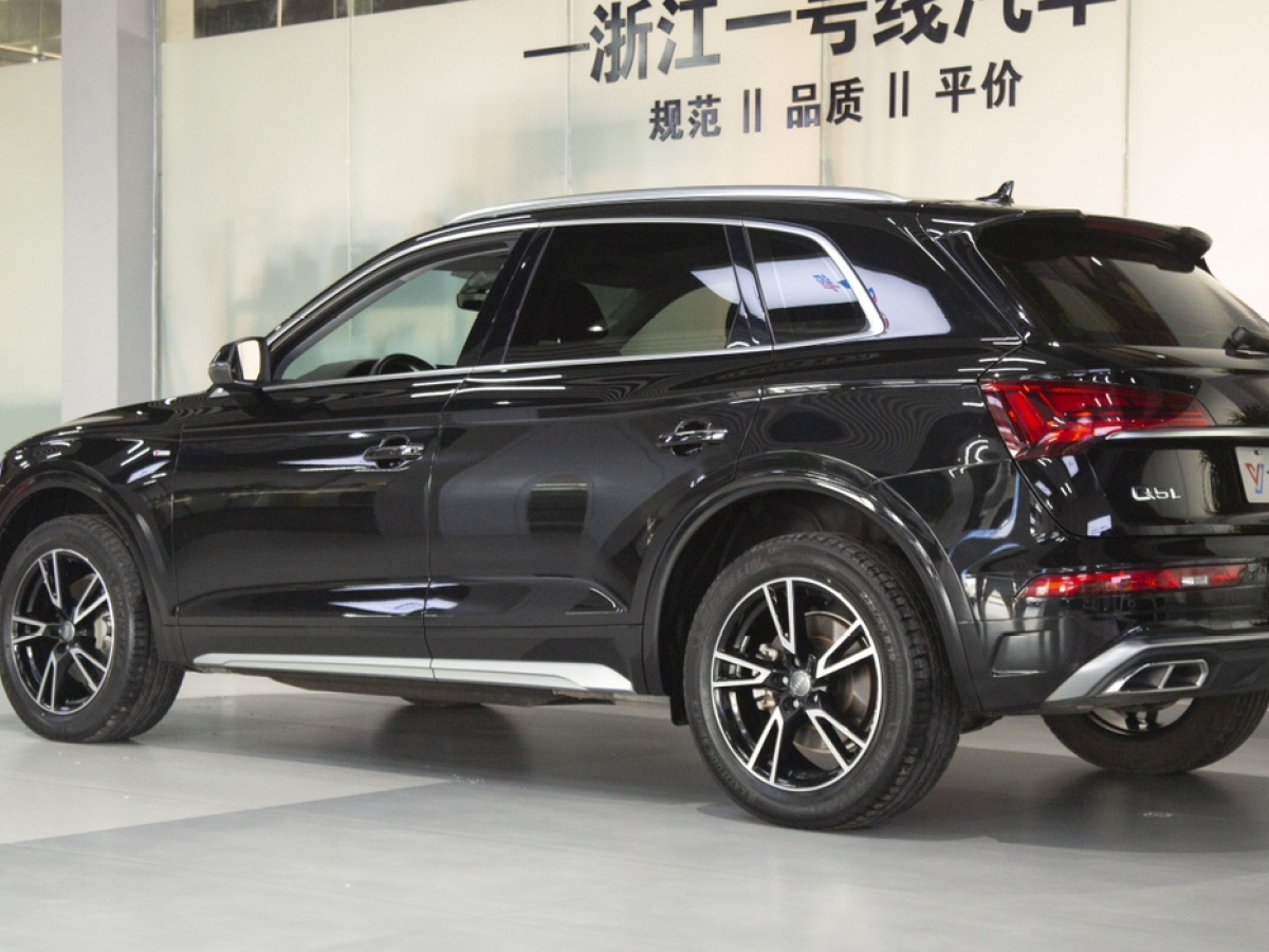 奧迪 奧迪Q5L  2021款 40 TFSI 時(shí)尚動(dòng)感型圖片