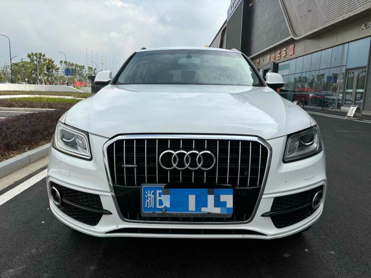 奧迪 奧迪Q5  2017款 Q5 2.0T FSI Premium Plus 美規(guī)版圖片