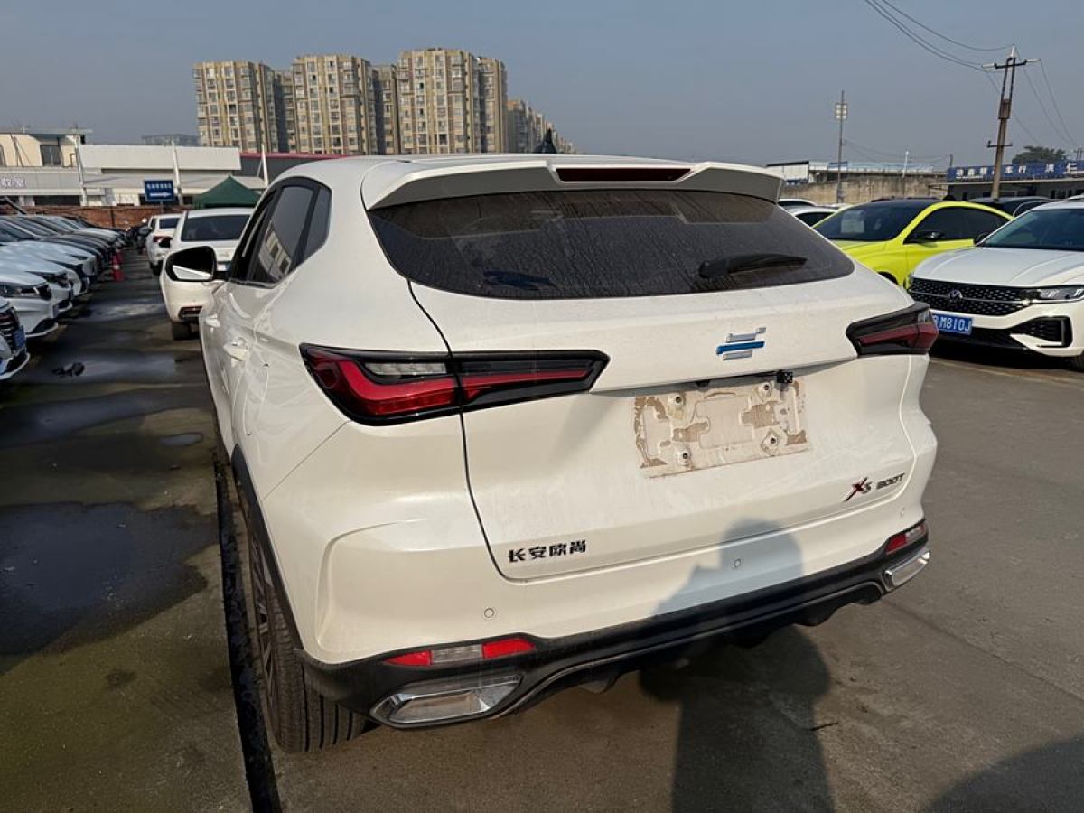 長(zhǎng)安歐尚 長(zhǎng)安歐尚X5  2023款 暢享版 1.5T DCT尊享型圖片