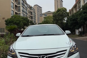 瑞納 現(xiàn)代 1.4L 手動智能型GLS