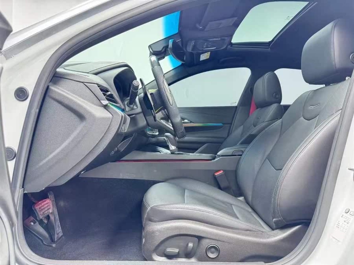 凱迪拉克 CT4  2021款 28T 豪華型圖片