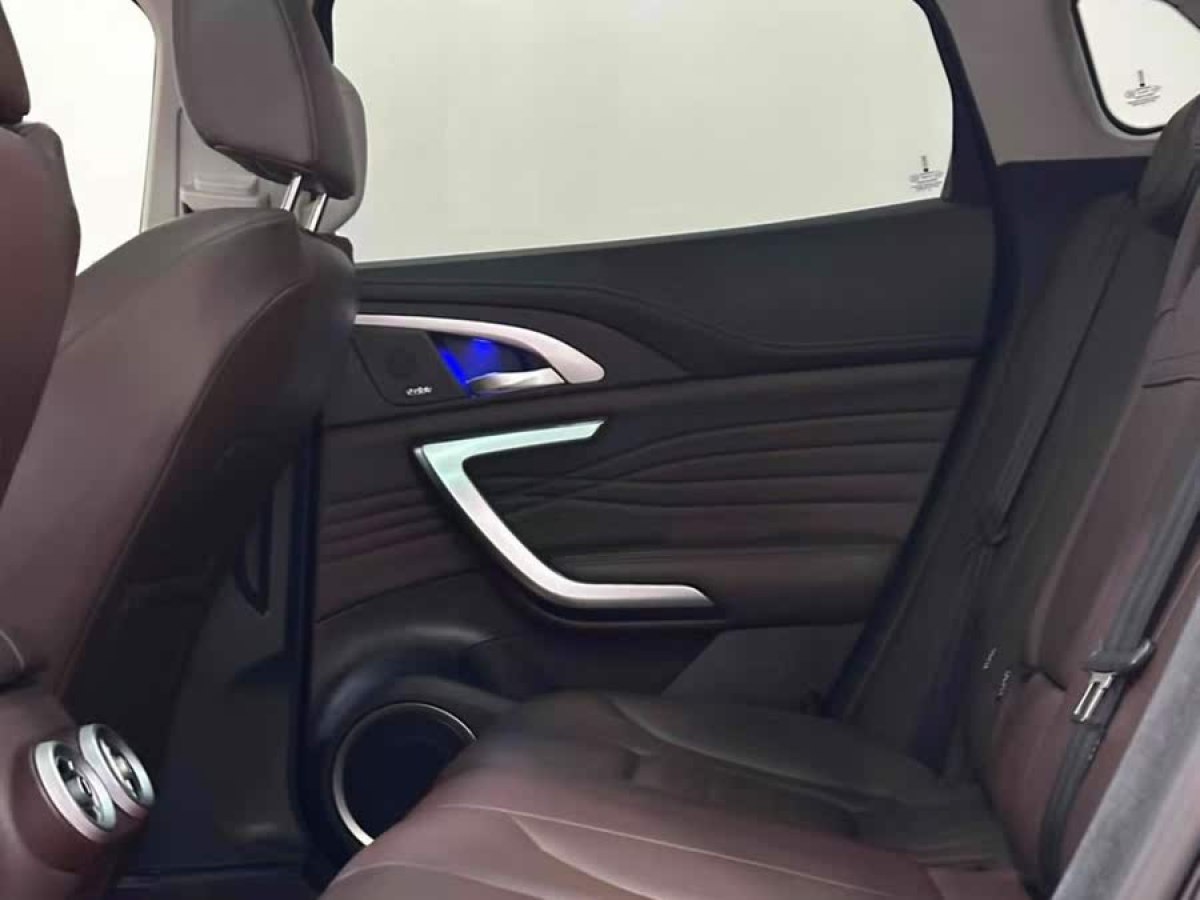 WEY VV7  2020款 2.0T 超豪型圖片