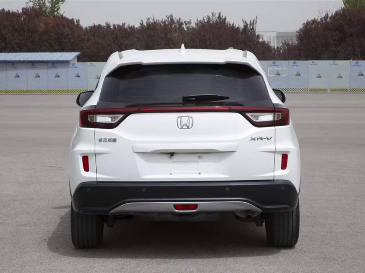 本田 XR-V  2015款 1.5L LXi CVT經(jīng)典版圖片