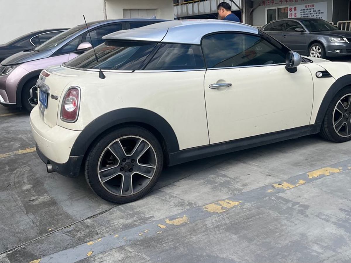 2013年7月MINI COUPE  2012款 1.6L COOPER