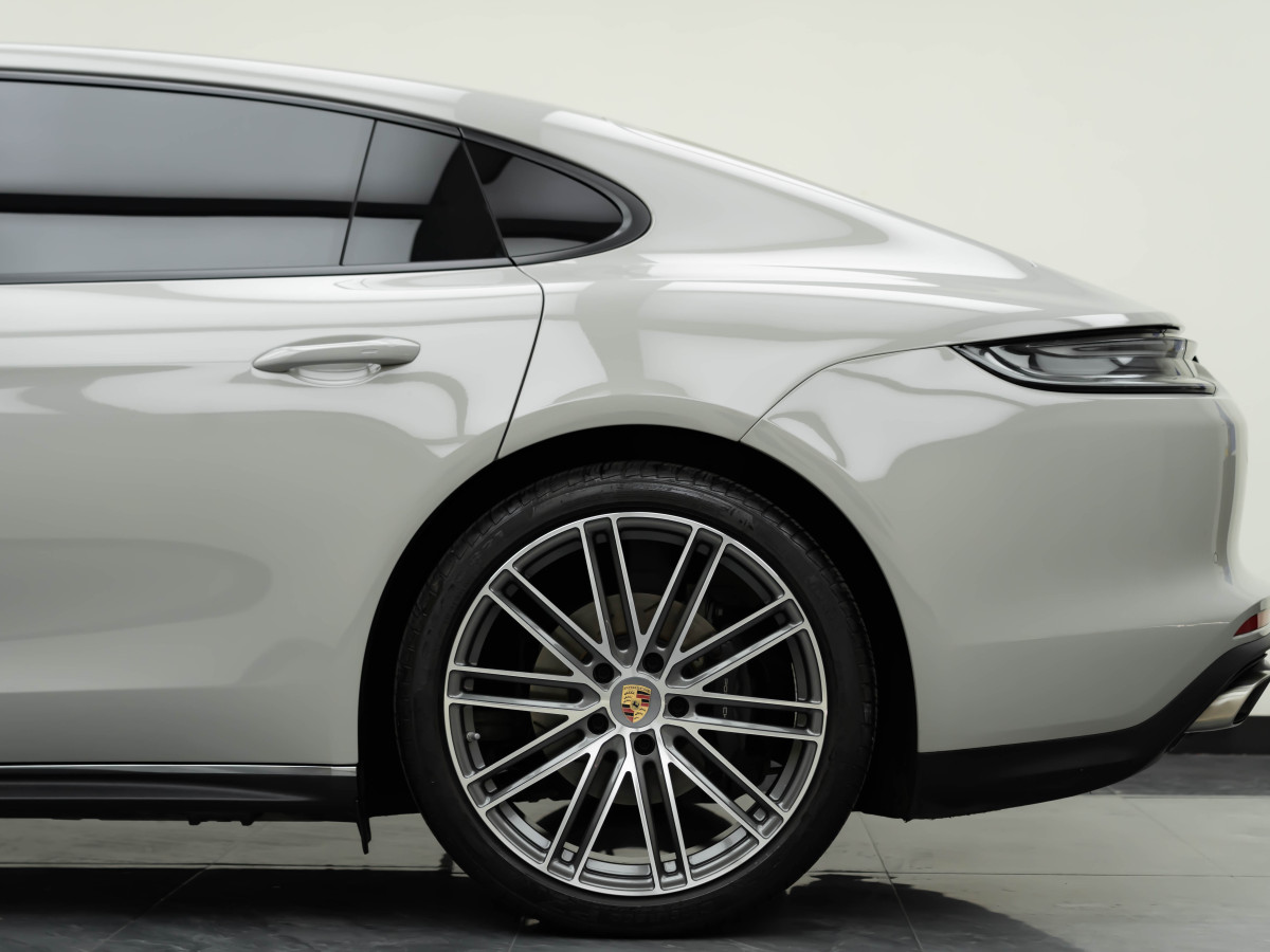 保時(shí)捷 Panamera  2022款 Panamera 行政加長(zhǎng)版 2.9T圖片