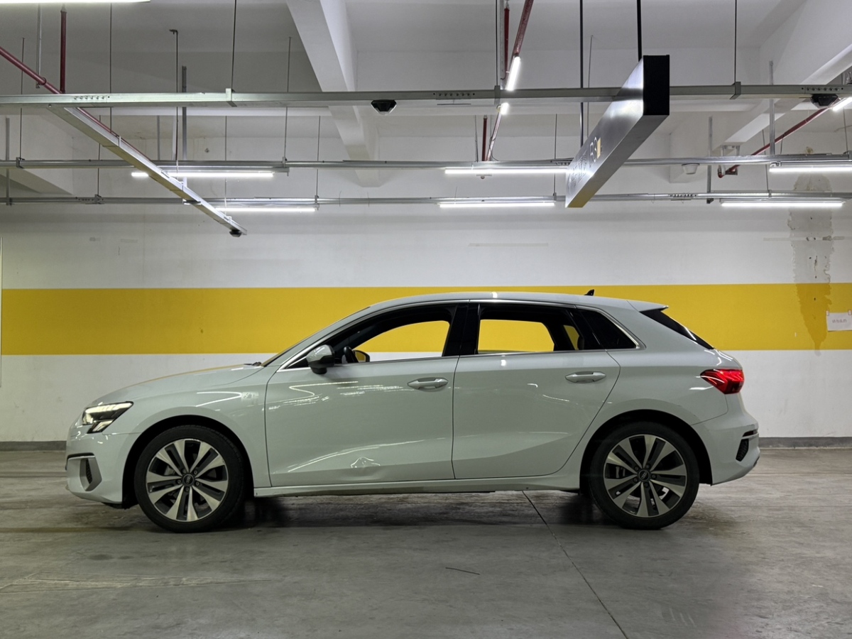 奧迪 奧迪A3  2021款 Sportback 35 TFSI 進(jìn)取致雅型圖片