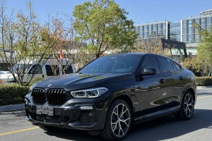 宝马X6 宝马 改款 xDrive40i 尊享型 M运动套装