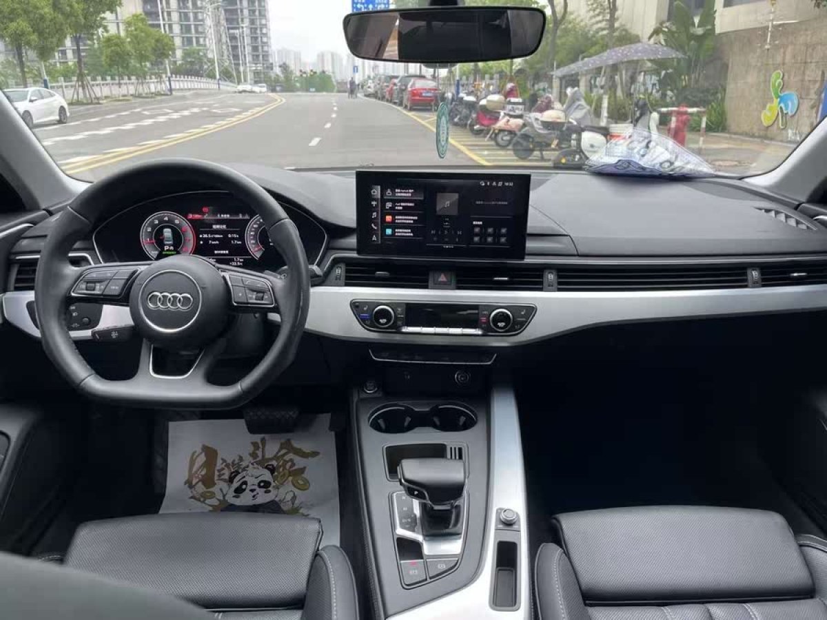 奧迪 奧迪A4L  2022款 40 TFSI 豪華動(dòng)感型圖片