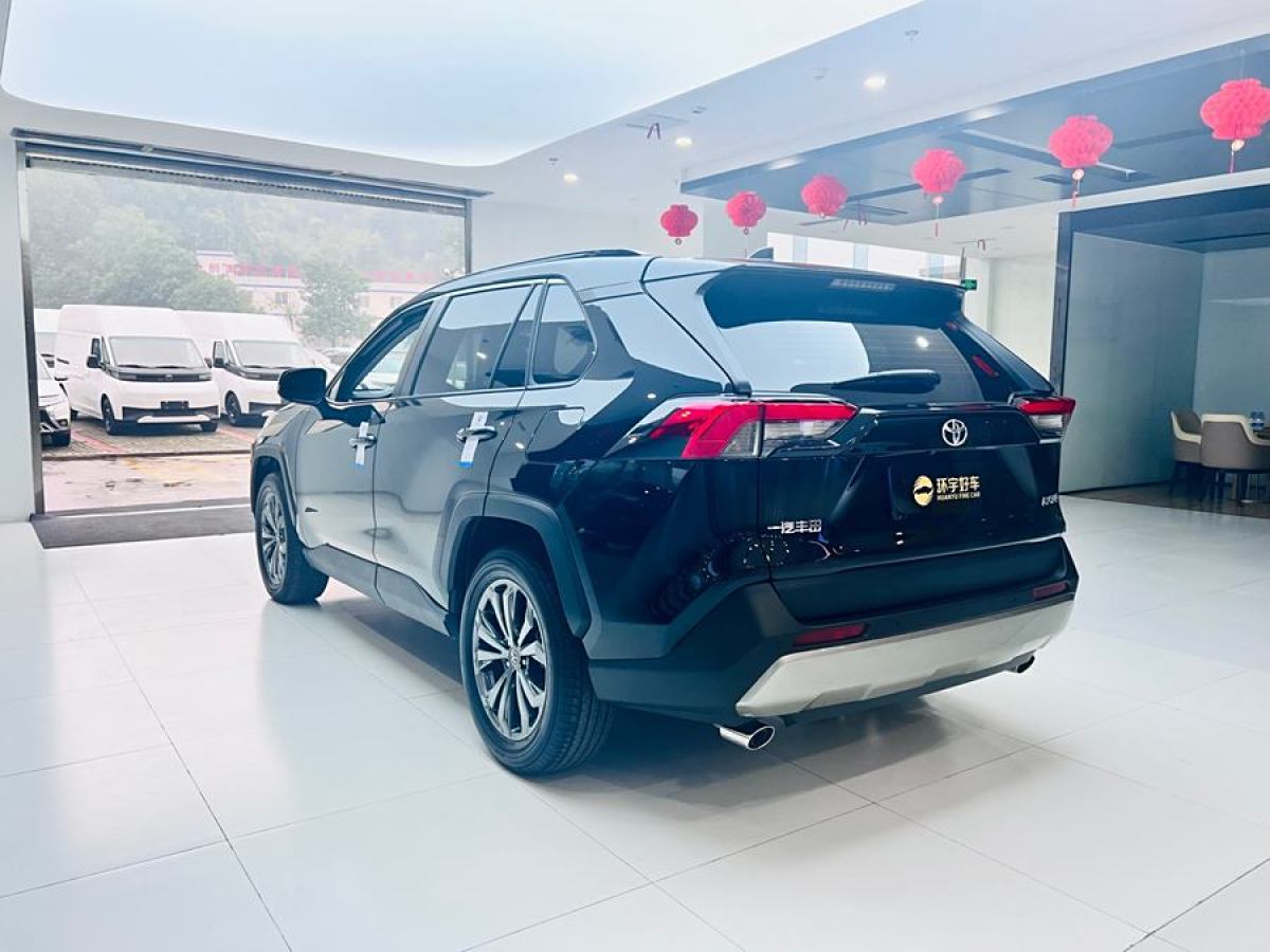 2023年5月豐田 RAV4榮放  2023款 2.0L CVT兩驅(qū)風(fēng)尚Plus版