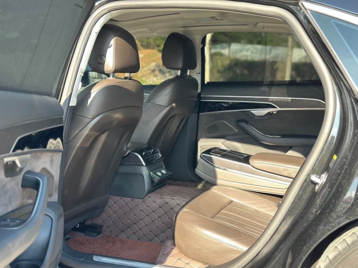 奧迪 奧迪A8  2018款 A8L 55 TFSI quattro投放版精英型圖片