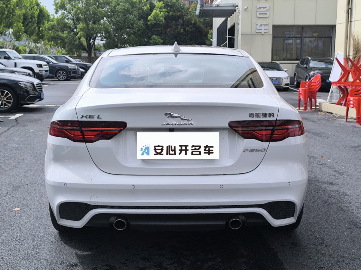 捷豹 XEL  2022款 2.0T 250PS R-DYNAMIC S进取运动版图片