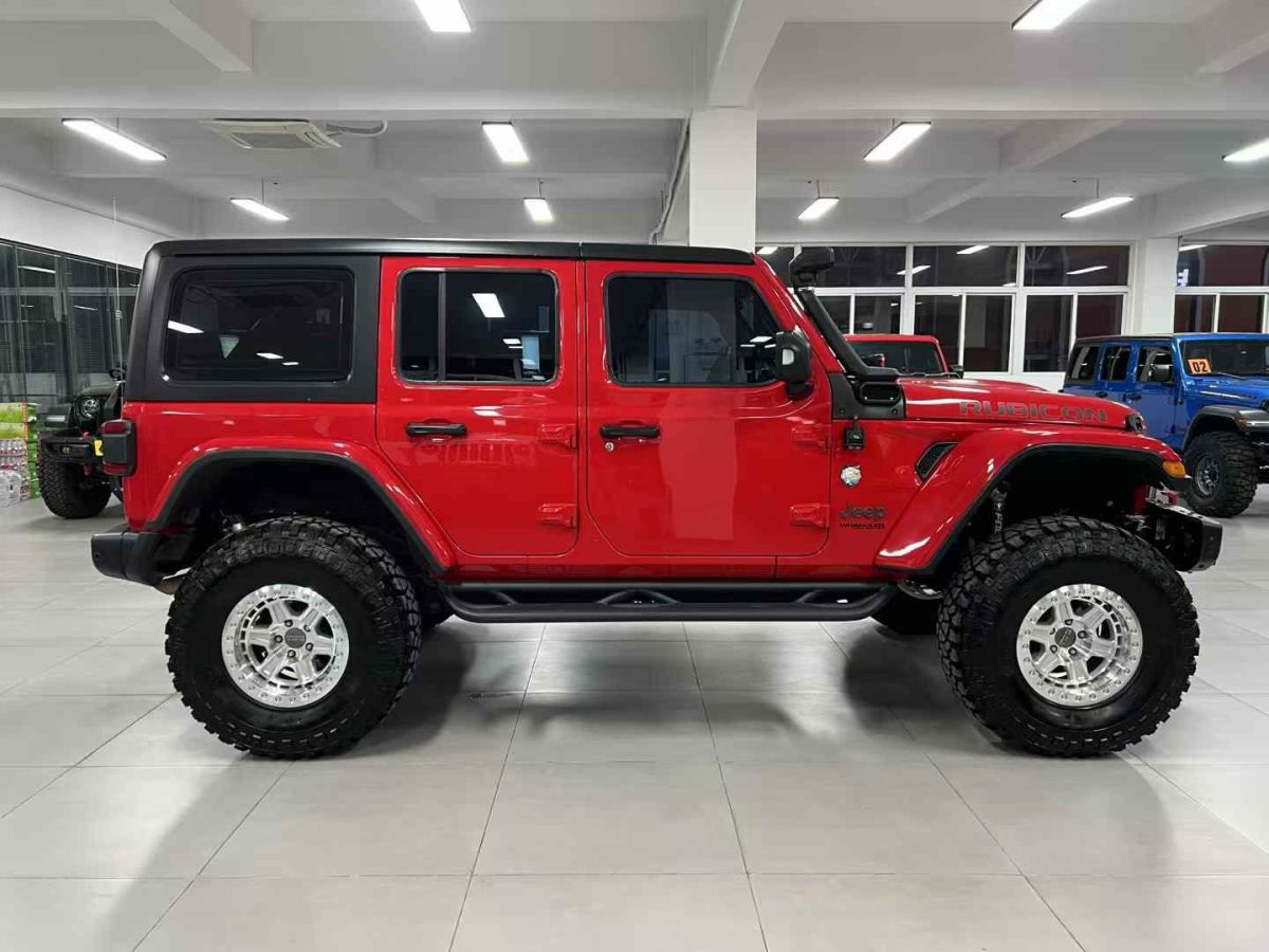 Jeep 牧馬人  2022款 2.0T 高地 阿拉斯加極光綠特別版圖片