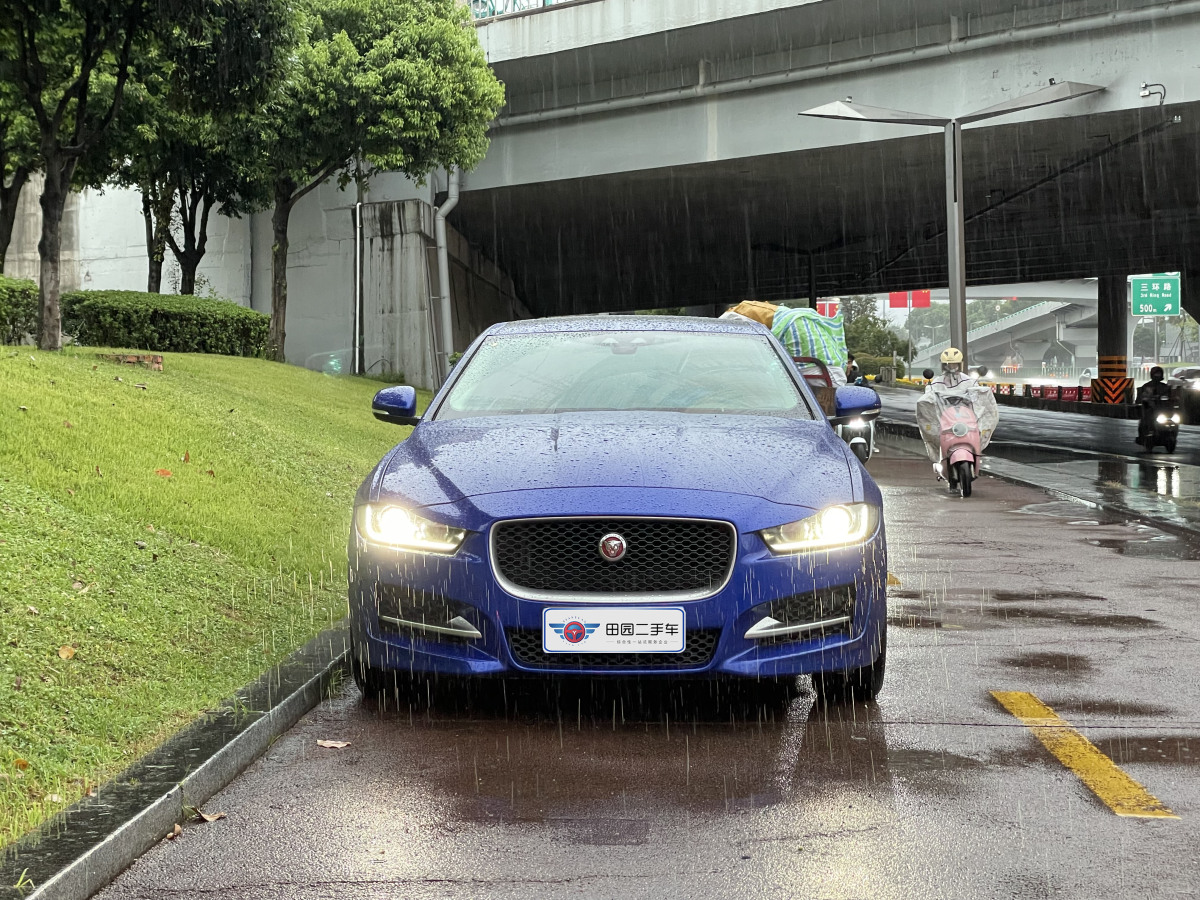 2016年12月捷豹 XE  2015款 2.0T 200PS R-Sport