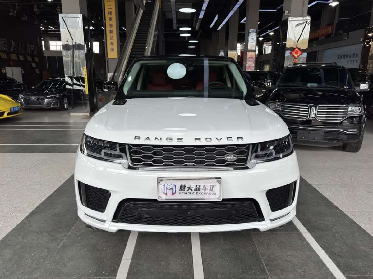 路虎 攬勝運(yùn)動(dòng)版  2020款 3.0 L6 HSE DYNAMIC圖片