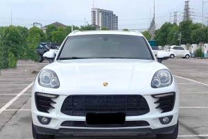 寶馬X1 寶馬 xDrive20i X套裝晉級版
