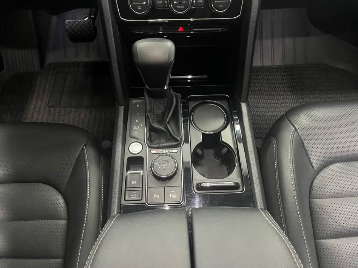 大眾 途昂  2020款 380TSI 四驅(qū)豪華版 國(guó)VI圖片