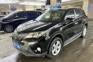 RAV4榮放 豐田 2.5L 自動(dòng)四驅(qū)精英版