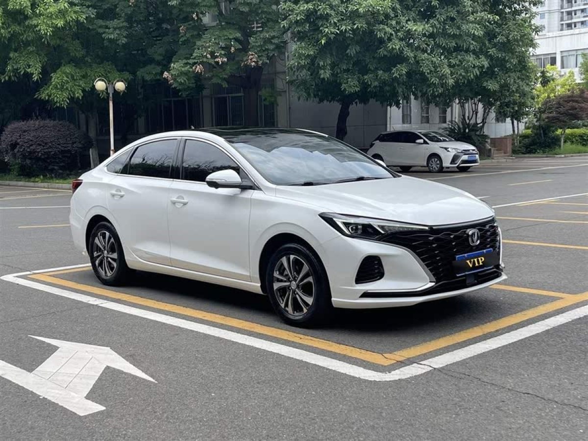 長安 逸動  2021款 PLUS 藍鯨NE 1.4T GDI DCT尊貴型圖片