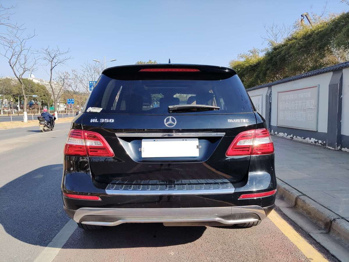 奔馳 奔馳M級  2014款 ML 350 CDI 4MATIC圖片