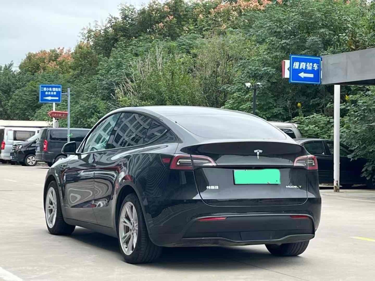 2022年8月特斯拉 Model Y  2020款 改款 長續(xù)航后輪驅(qū)動(dòng)版