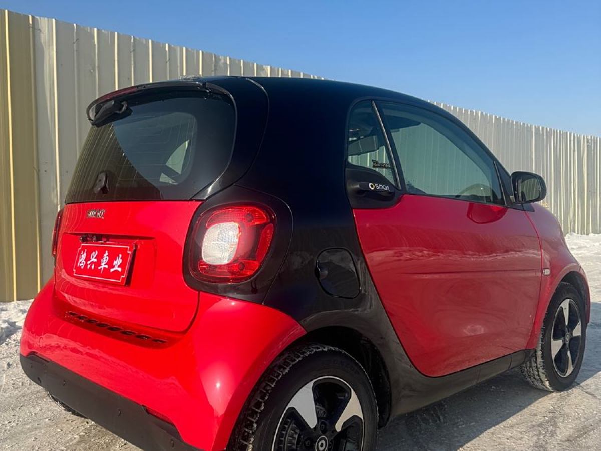 smart fortwo  2018款 1.0L 52千瓦硬頂靈動(dòng)版圖片