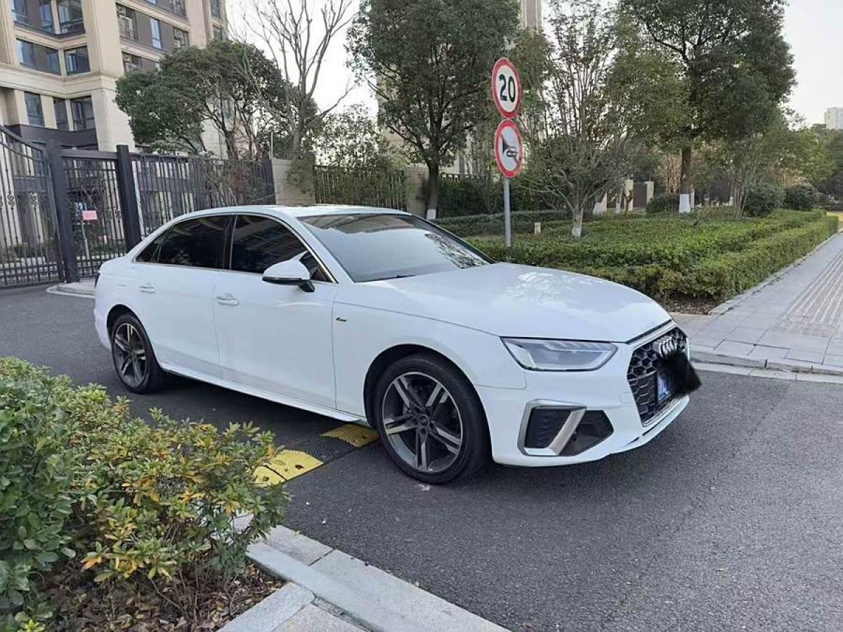 奧迪 奧迪A4L  2022款 40 TFSI 時(shí)尚動(dòng)感型圖片